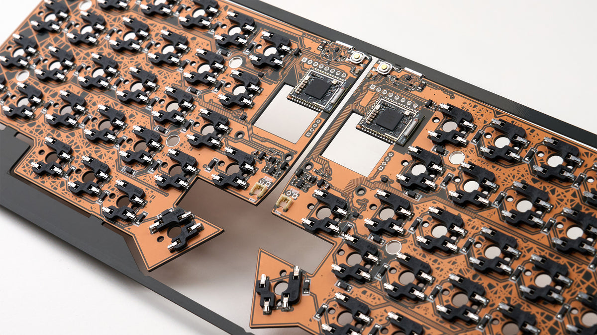 Lily 58 Wireless SMT PCB – Assembled Hot-Swap, ZMK Compatible